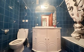 Property slide 10