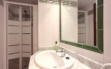 Property slide 25