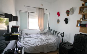 Property slide 11