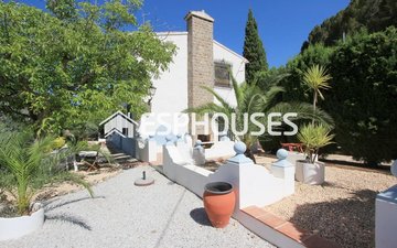 Property slide 18