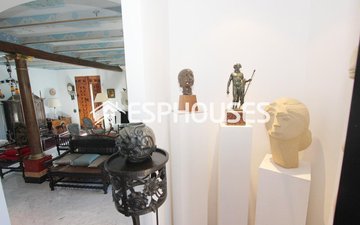 Property slide 28