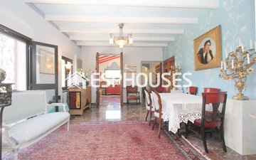 Property slide 35