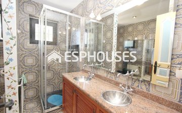 Property slide 49