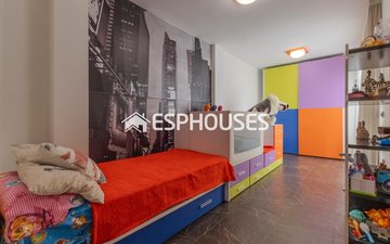 Property slide 25