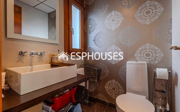 Property slide 10