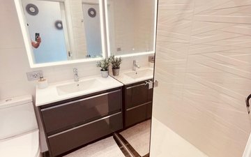 Property slide 25
