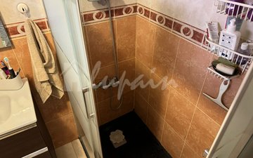 Property slide 24