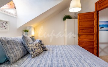 Property slide 17