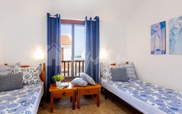 Property slide 20