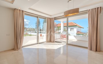Property slide 34