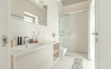 Property slide 35
