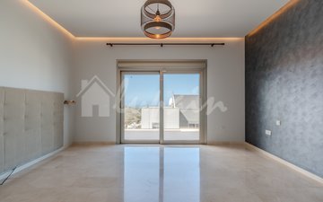 Property slide 39