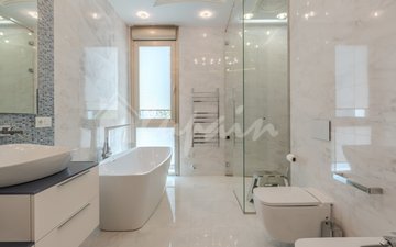 Property slide 44