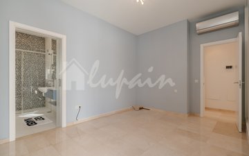 Property slide 60