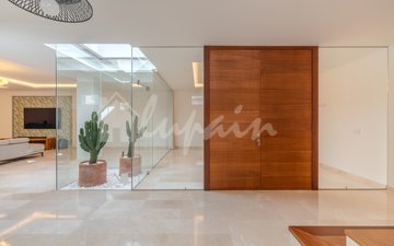 Property slide 72
