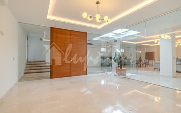 Property slide 73