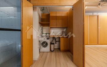 Property slide 86