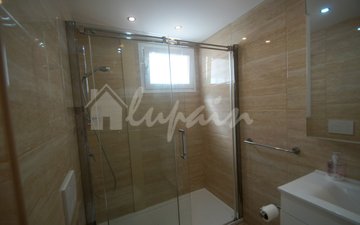Property slide 18