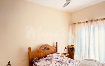 Property slide 20
