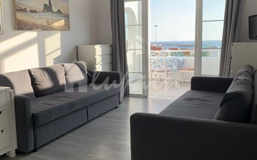 Property slide 10