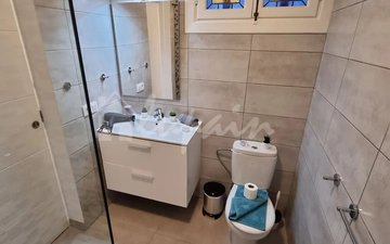 Property slide 16