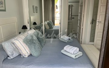 Property slide 32