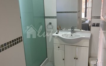 Property slide 40