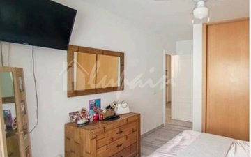 Property slide 10