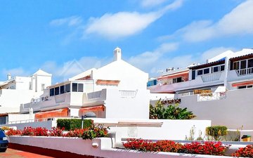 Property slide 25