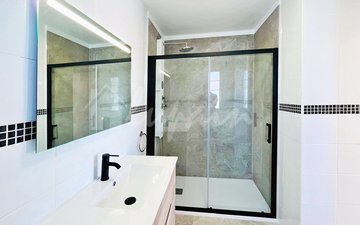 Property slide 25