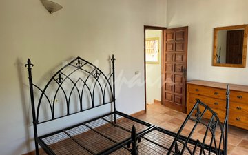 Property slide 35