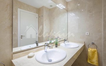 Property slide 10