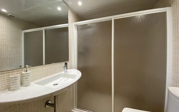 Property slide 31