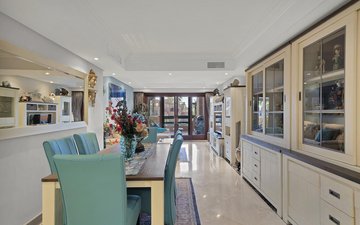 Property slide 32
