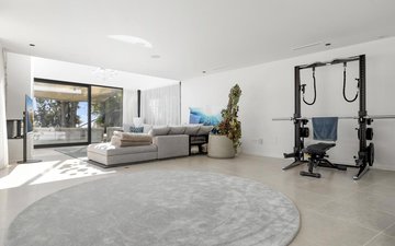 Слайд недвижимости 25