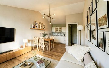 Property slide 18