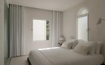 Property slide 14
