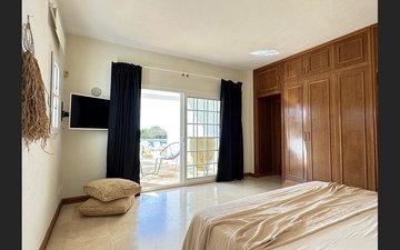 Property slide 23