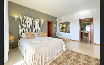 Property slide 18