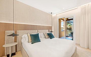 Property slide 20