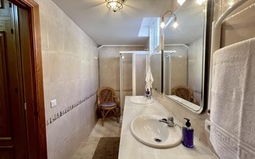 Property slide 31