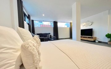 Property slide 19