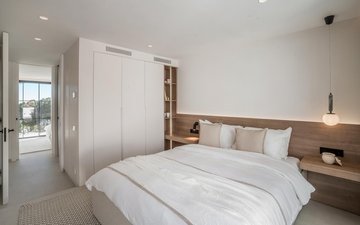 Property slide 31