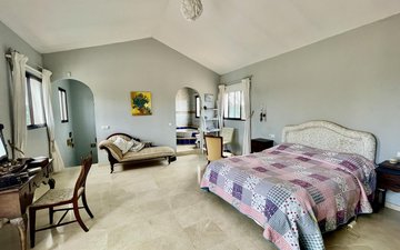 Property slide 34