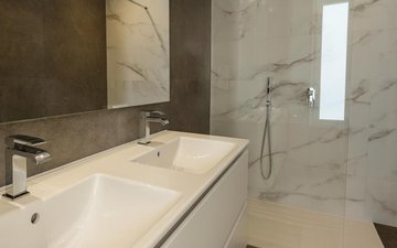 Property slide 17