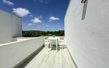 Property slide 31