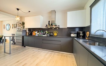 Property slide 10