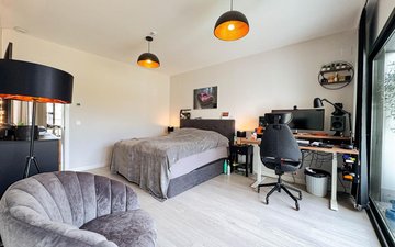 Property slide 23