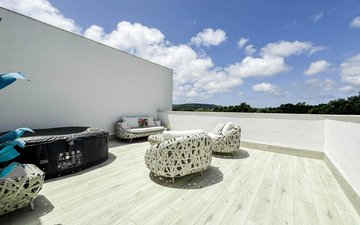 Property slide 25