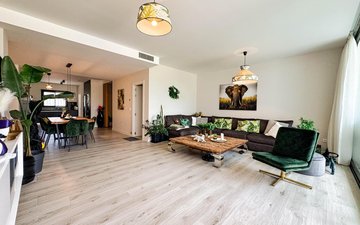 Property slide 16